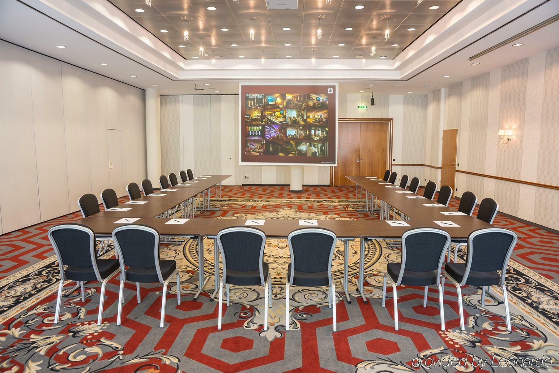 Pentahotel Hotel
